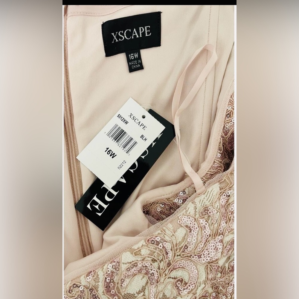 XSCAPE Blush Pink Floral Embroidery Off the Shoulder Sheath Dress Plus Size 16W - Picture 7 of 7
